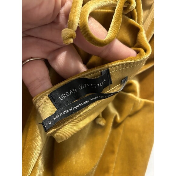 Urban Outfitters Dress Gold Velvet Open Back Mini dress Size Large Game Day Hoco - Picture 3 of 7